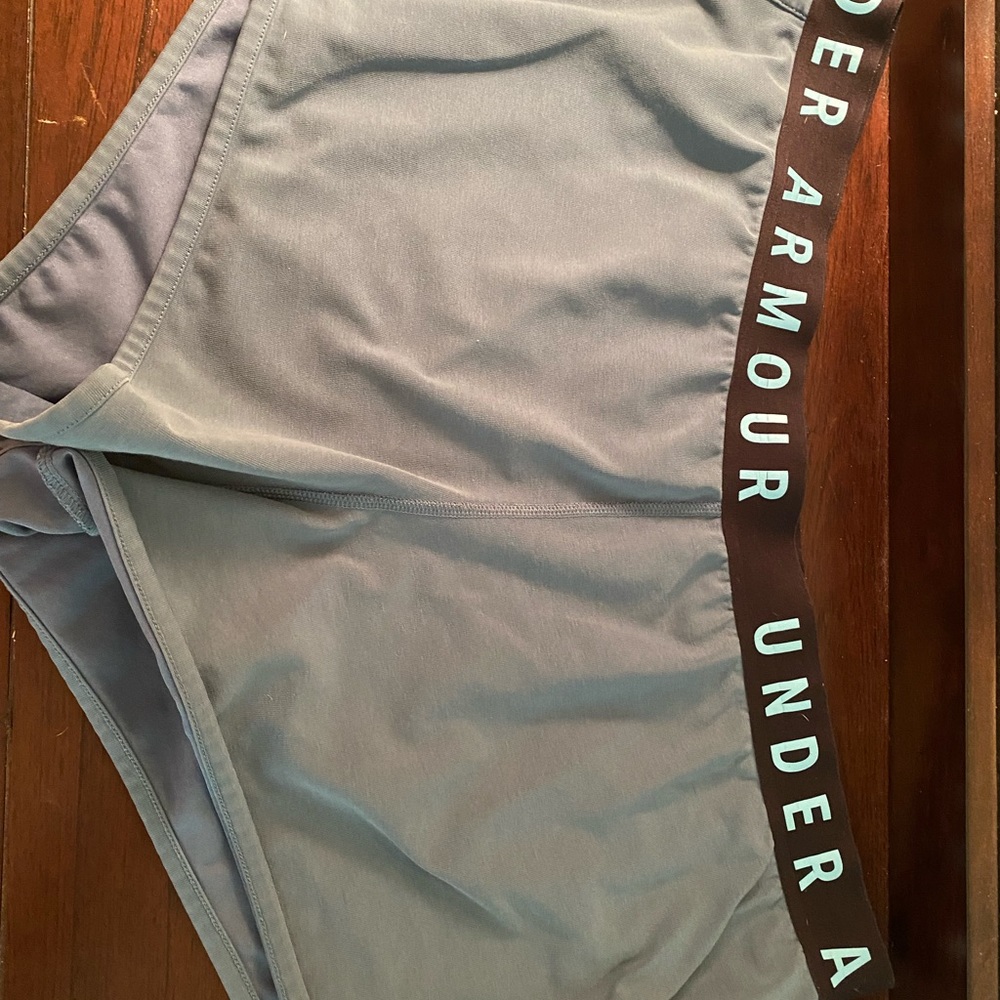 XL under armor shorts - women